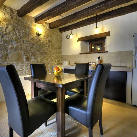 Maison d'hôtes Traditional Stone House Kotli Buzet