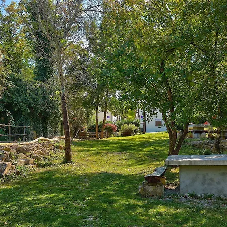 Traditional Stone House Kotli Buzet