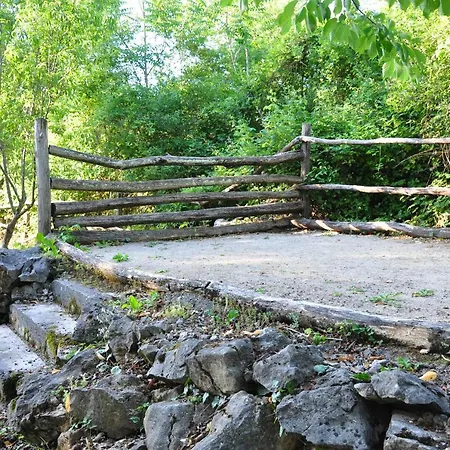 Traditional Stone House Kotli Бузет