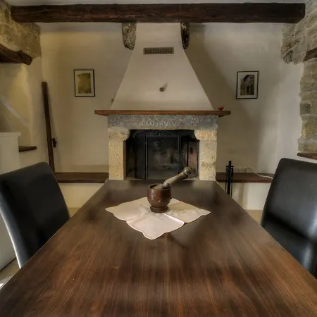 Traditional Stone House Kotli Buzet