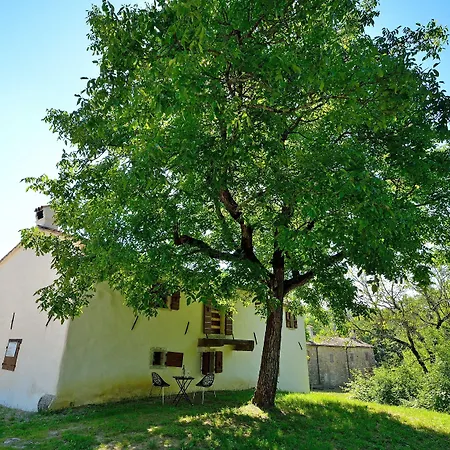 Traditional Stone House Kotli Gæstehus Buzet