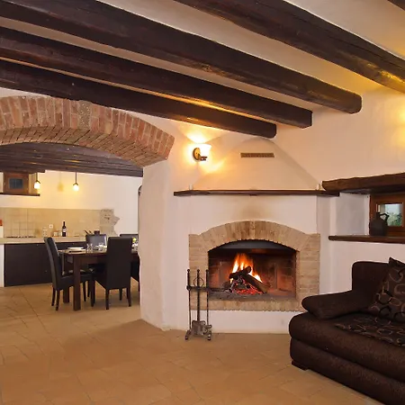 Traditional Stone House Kotli