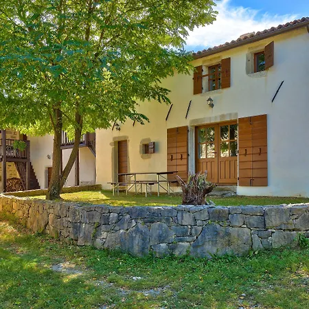 ゲストハウス Traditional Stone House Kotli ブゼト