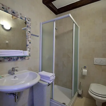Traditional Stone House Kotli 3*